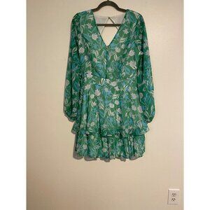 Jessica Simpson XL Dress Green Floral Long Sleeve Tiered Smocked Keyhole Back